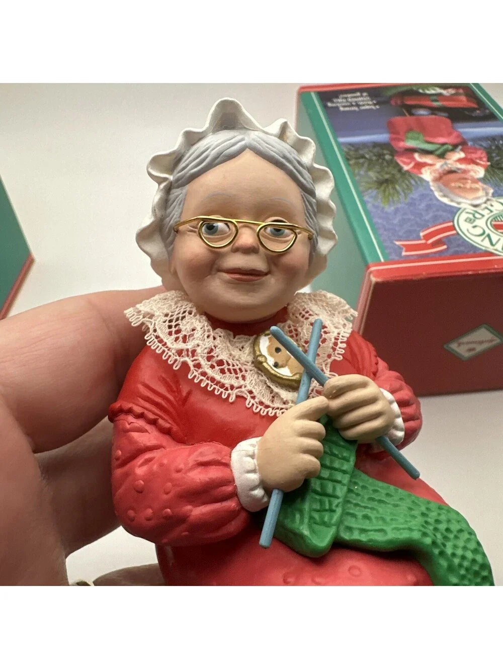Hallmark Mr and Mrs Santa Claus Christmas Stocking Hangers (2 Lot) 1988